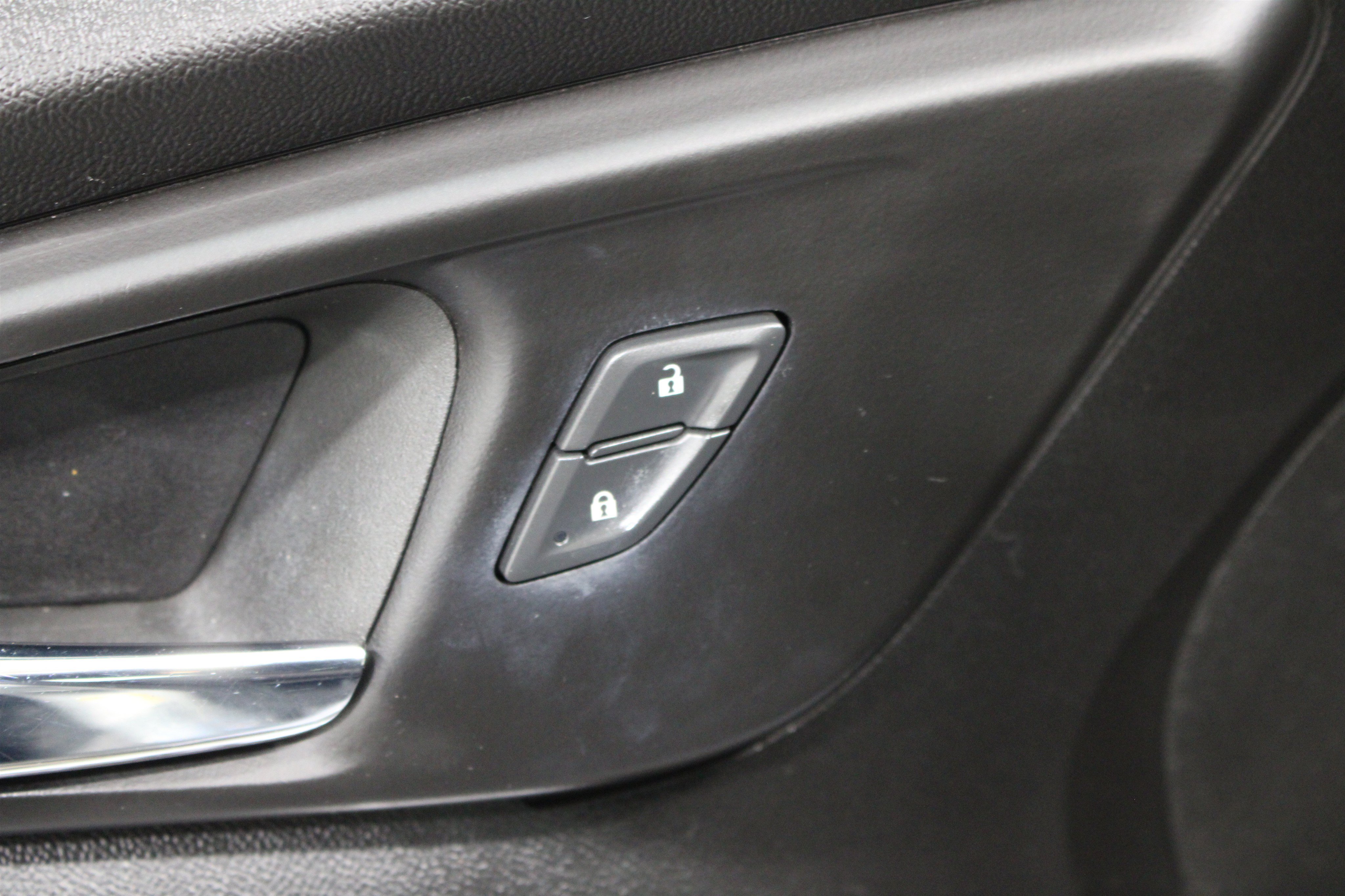 Used 2023 Chevrolet Malibu LS FWD image 8