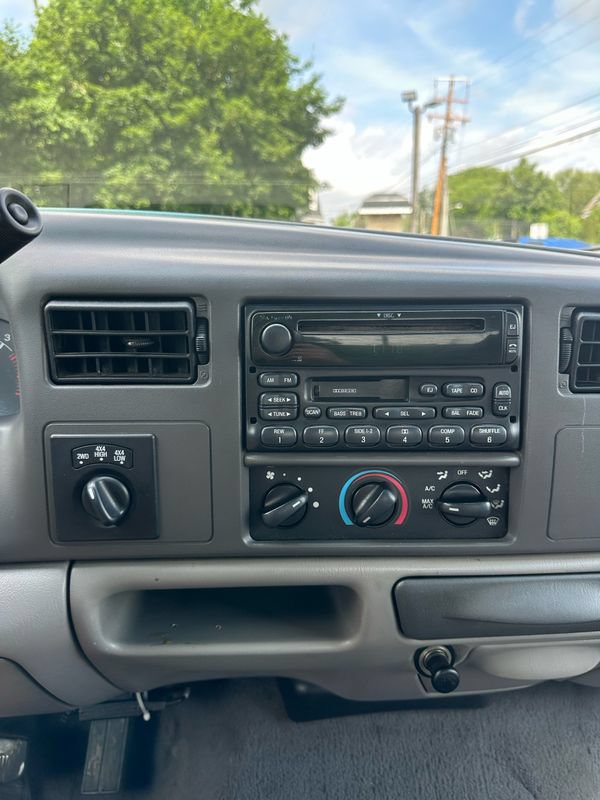 Used 1999 Ford F350 XLT AWD/4WD image 13