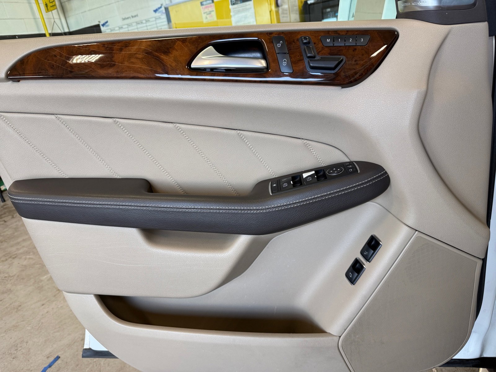 Certified 2015 Mercedes-Benz GL 450 4MATIC image 13