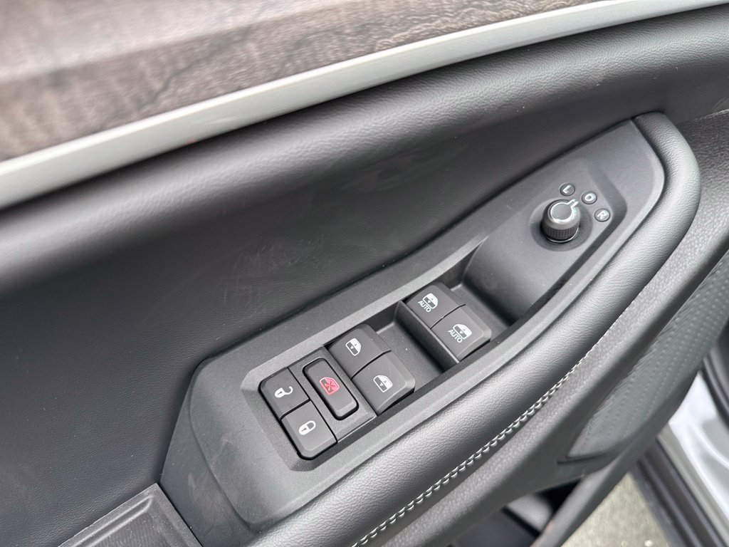 New 2027 Jeep Grand Cherokee Limited AWD/4WD image 30