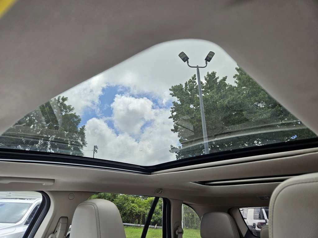 Used 2011 Ford Edge SEL w/ 202A Rapid Spec Order Code image 14