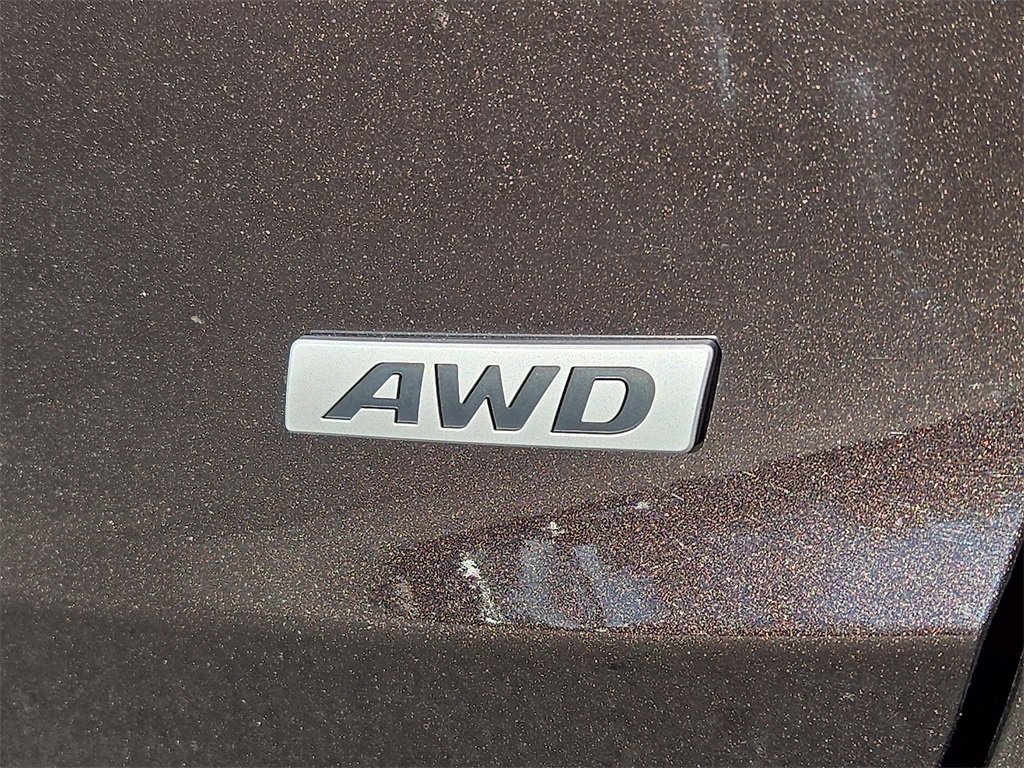 Used 2017 Hyundai Santa Fe SE w/ Cargo Package image 30