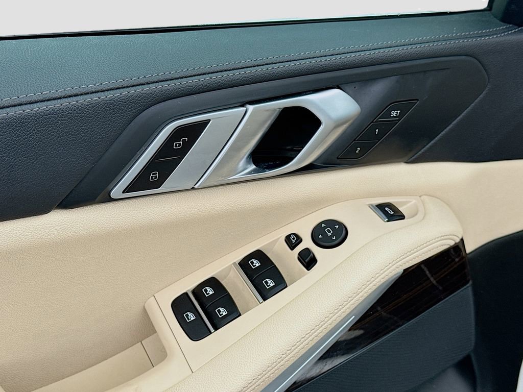 Used 2021 BMW X5 sDrive40i w/ Convenience Package image 23