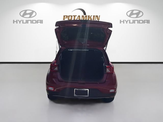 Certified 2024 Hyundai Venue SEL FWD image 24