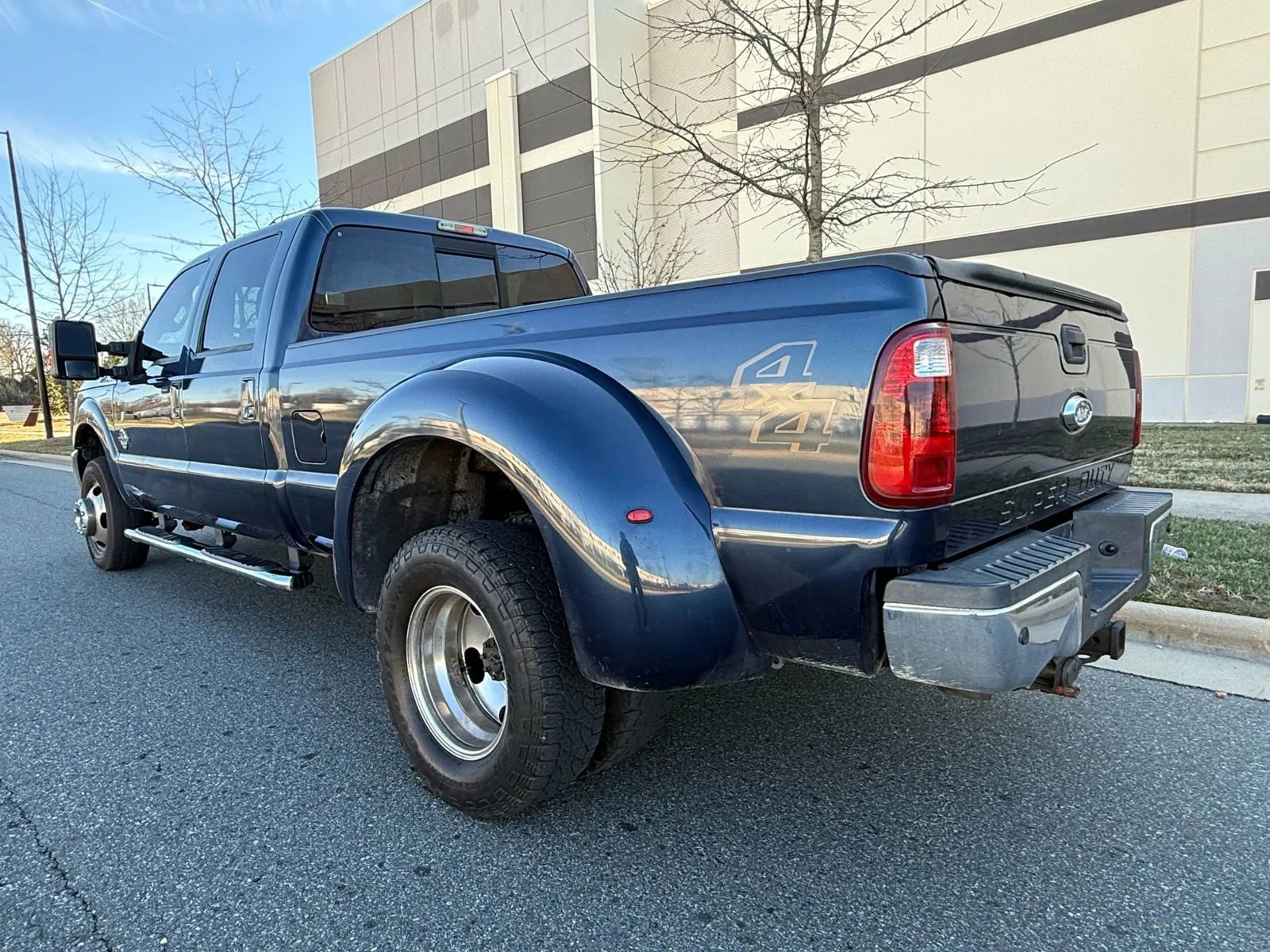 Used 2016 Ford F350 Lariat w/ Lariat Ultimate Package image 6