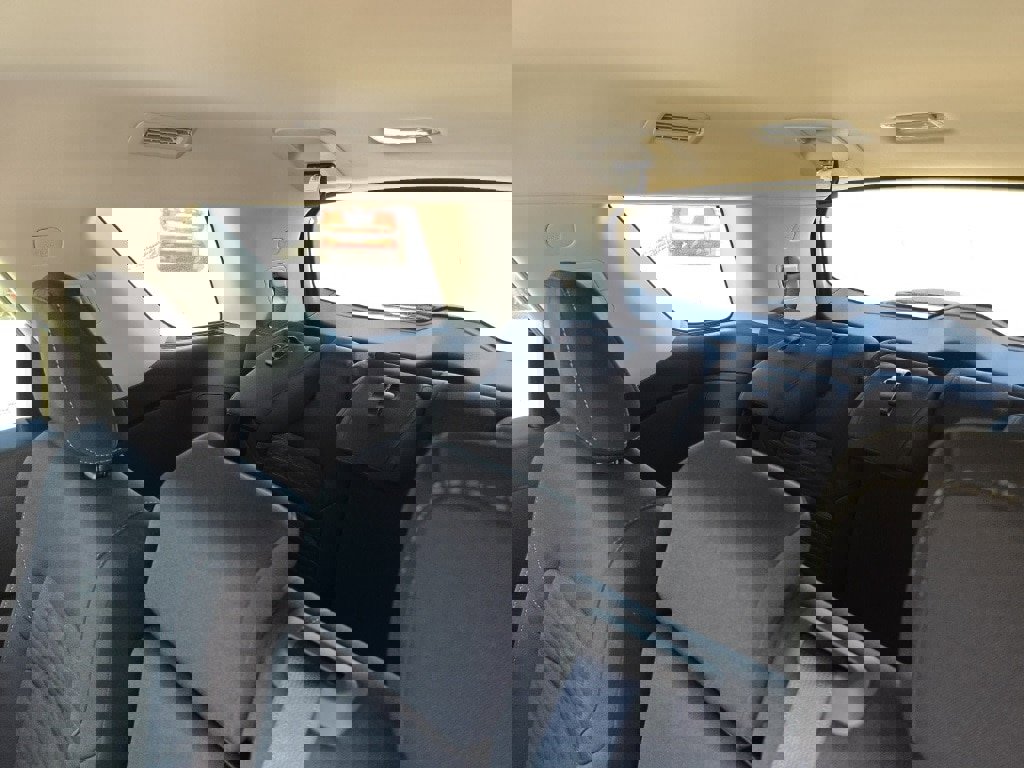 New 2025 Nissan Pathfinder SV image 14