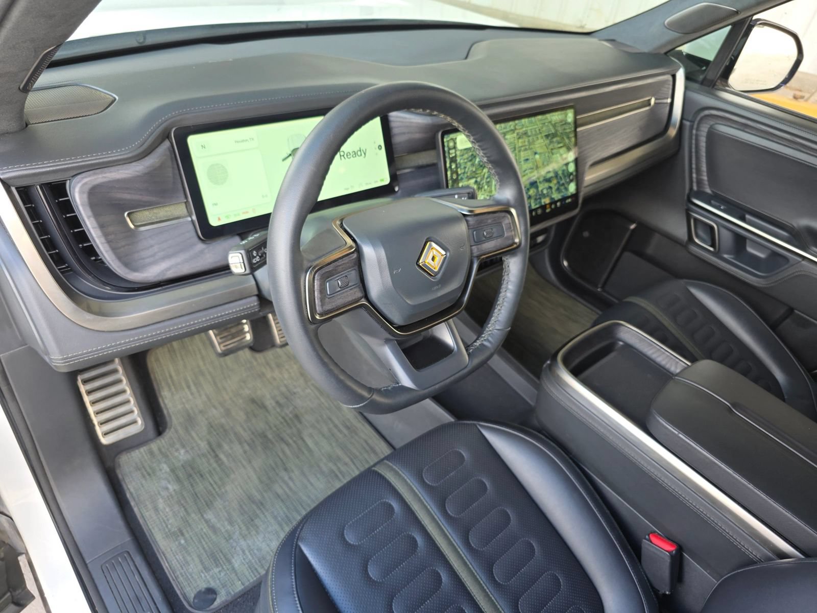 Used 2023 Rivian R1S Adventure Quad AWD/4WD image 17