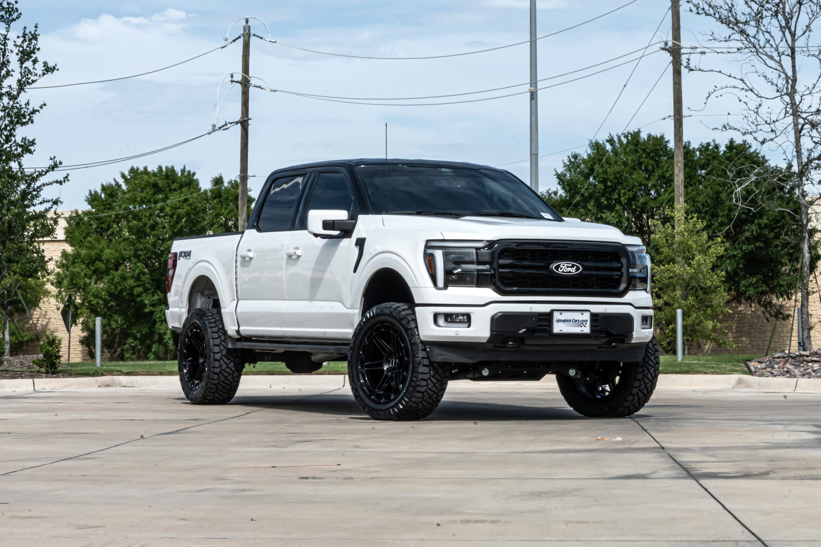 Used 2024 Ford F150 Lariat w/ FX4 Off-Road Package AWD/4WD image 2