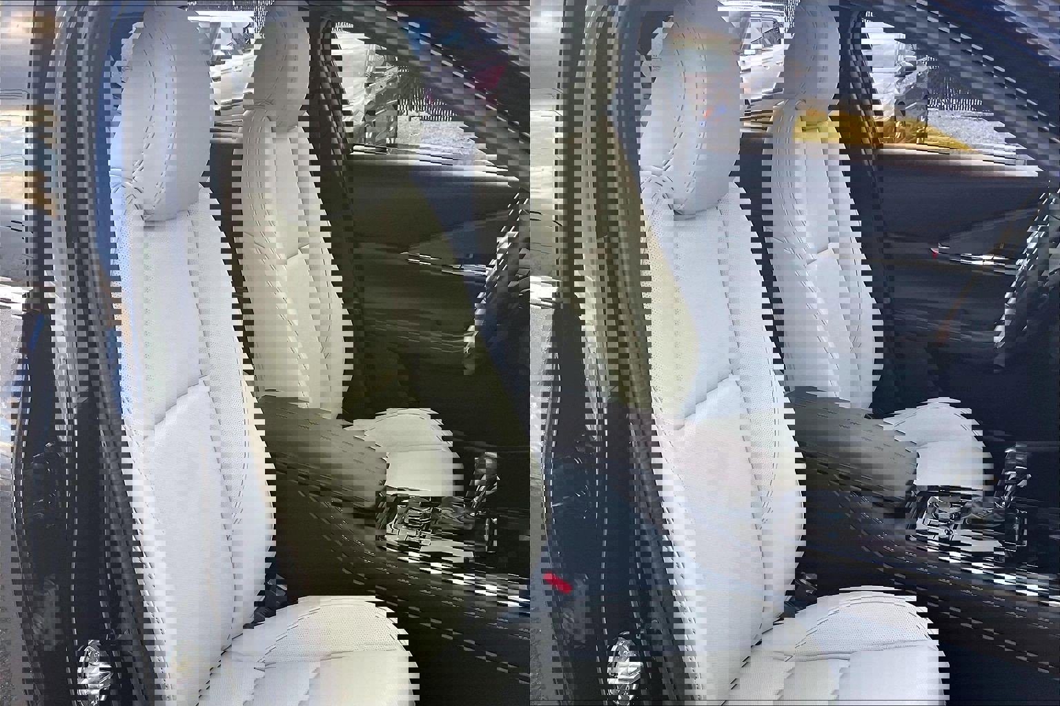 Used 2023 MAZDA CX-30 AWD 2.5 S w/ Premium Package image 9