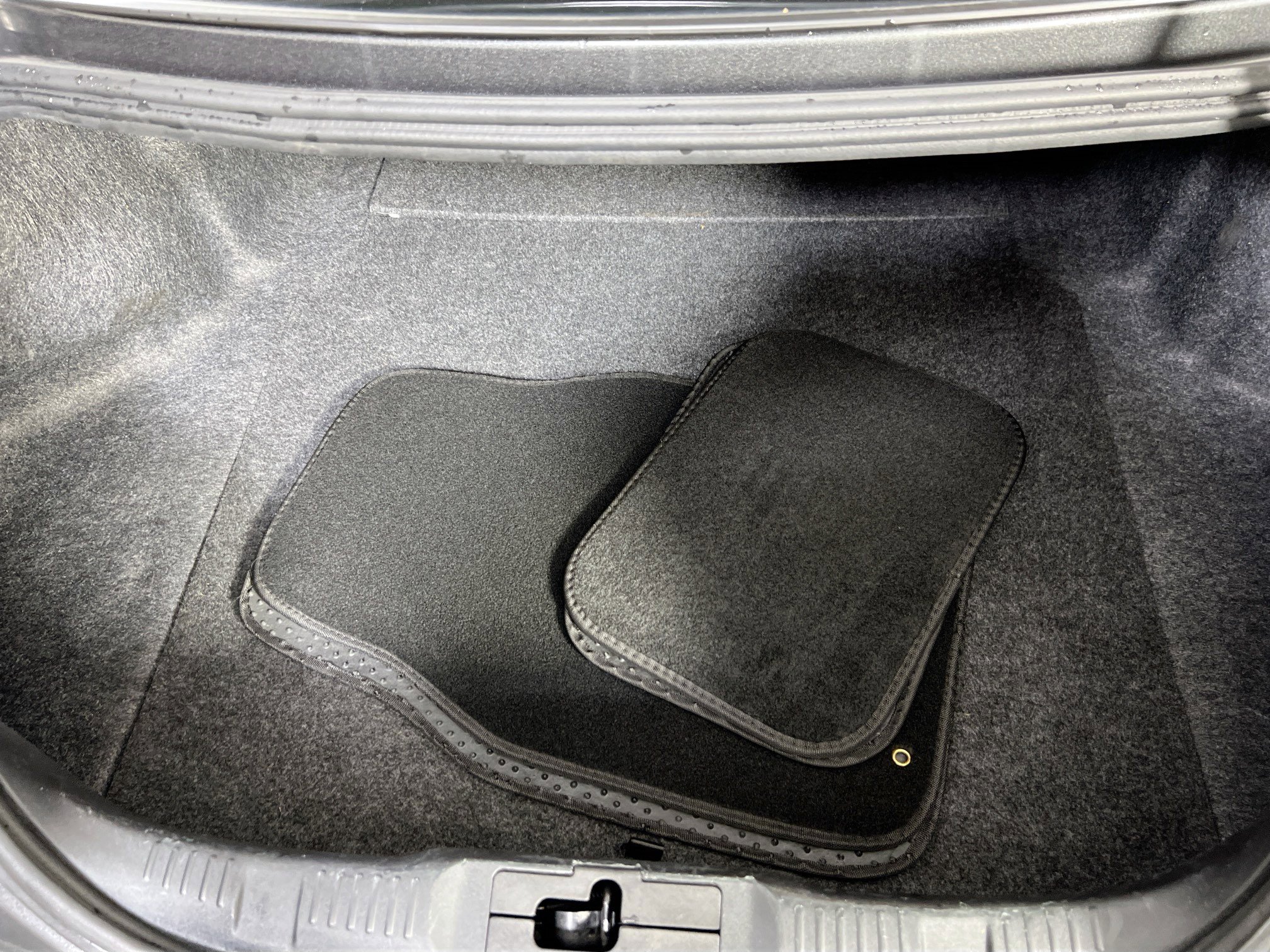 Used 2017 Ford Mustang Coupe image 23