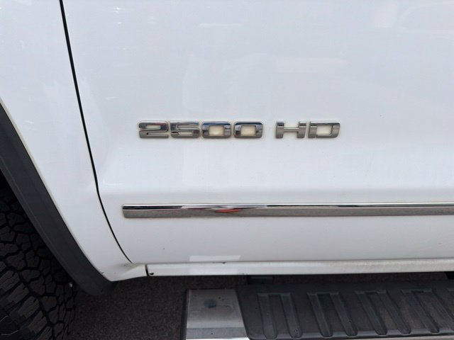 Used 2017 GMC Sierra 2500 SLT w/ Duramax Plus Package AWD/4WD image 31