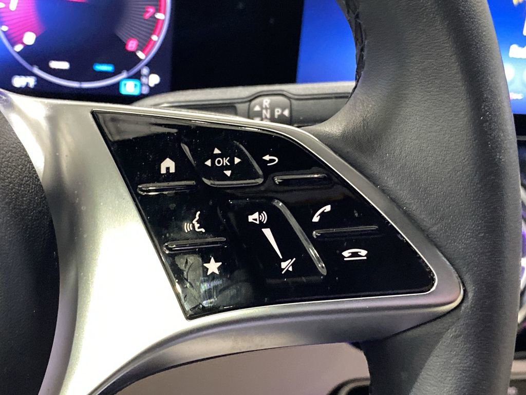 Certified 2025 Mercedes-Benz GLA 250 image 8