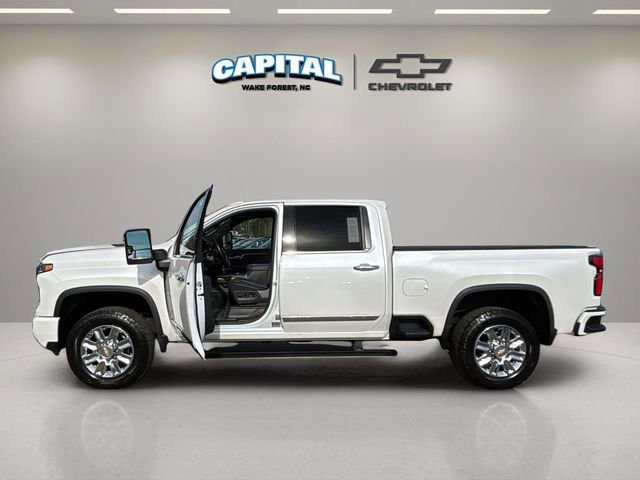 Used 2024 Chevrolet Silverado 2500 High Country w/ High Country Premium Package image 12