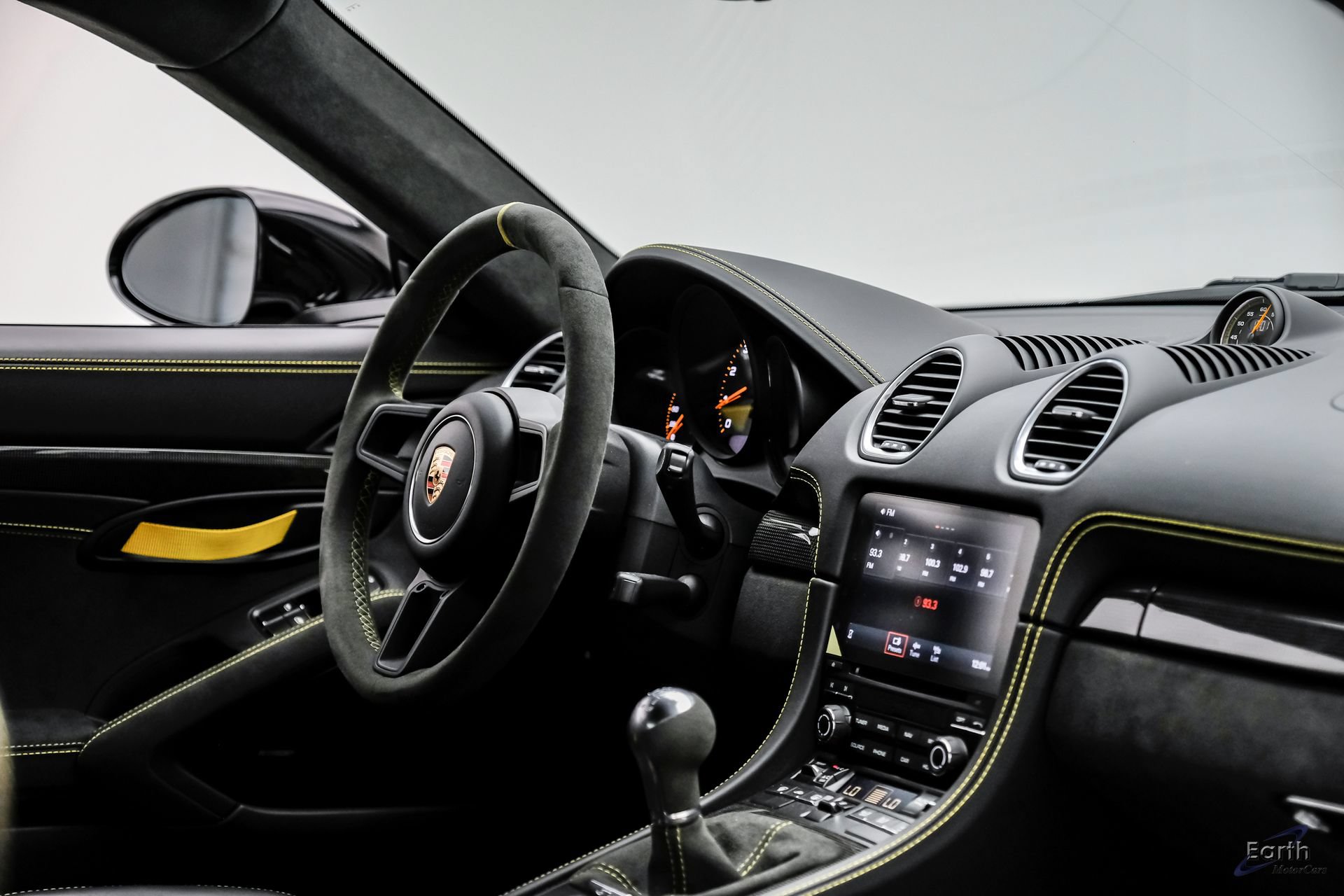 Used 2023 Porsche 718 Cayman GT4 RWD image 52