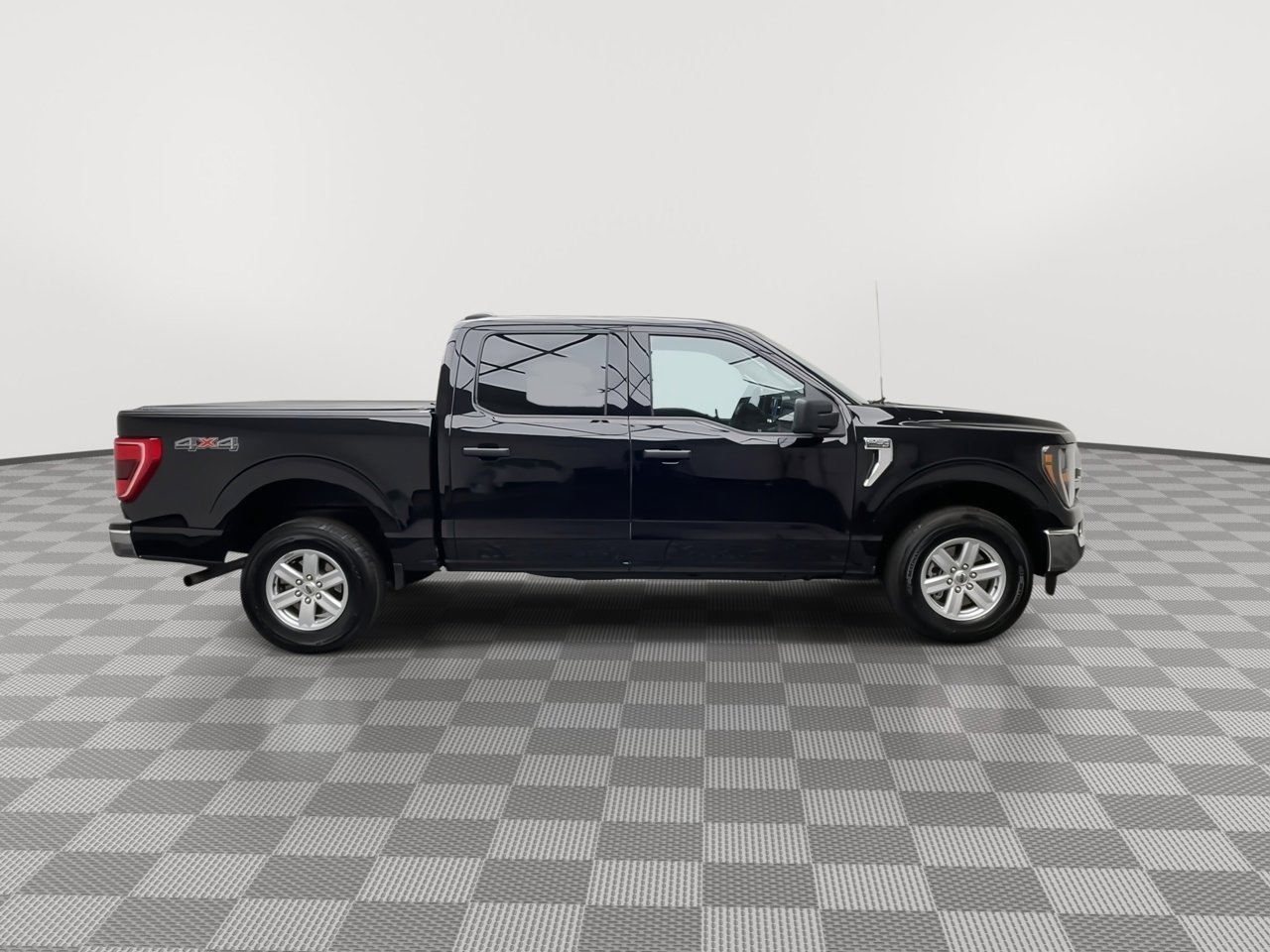 Certified 2023 Ford F150 XLT w/ Equipment Group 301A Mid AWD/4WD image 41