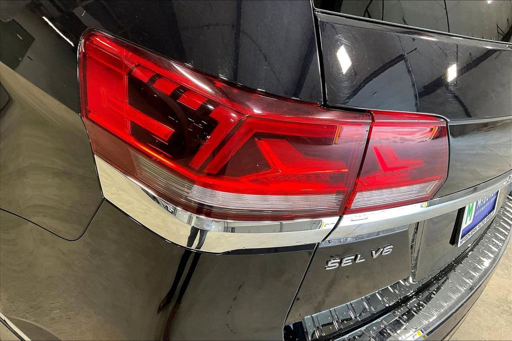 Used 2023 Volkswagen Atlas SEL Premium AWD/4WD image 23