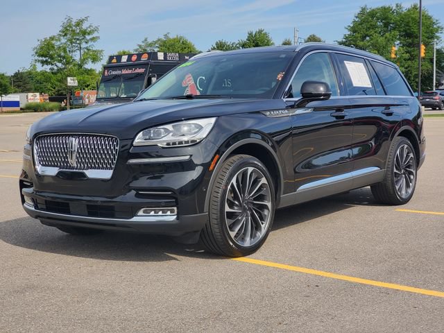 Certified 2024 Lincoln Aviator Reserve w/ Equipment Group 201A AWD/4WD image 2
