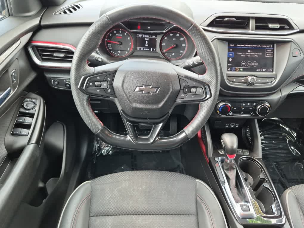 Used 2023 Chevrolet TrailBlazer RS AWD/4WD image 8