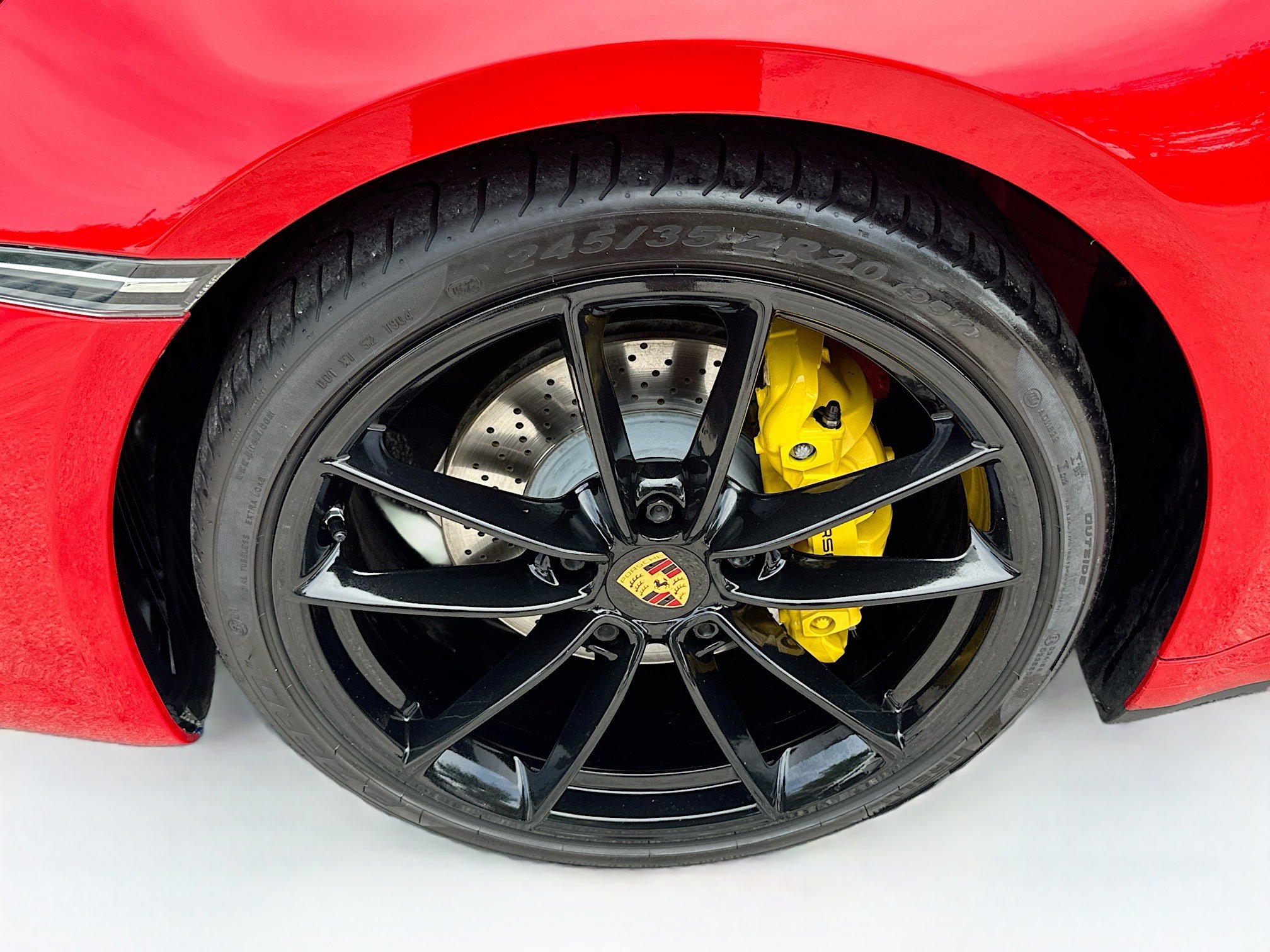 Used 2021 Porsche 911 Carrera w/ Premium Package RWD image 32