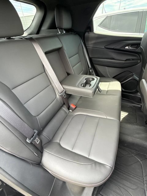 Used 2026 Chevrolet TrailBlazer RS w/ Convenience Package AWD/4WD image 32