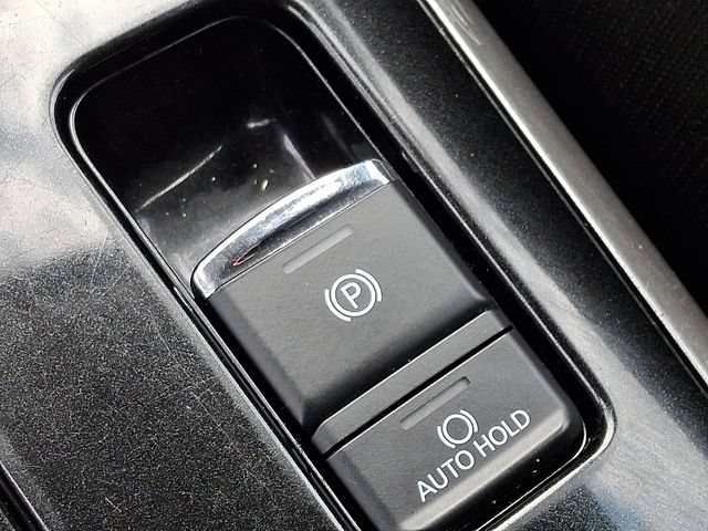 Used 2020 Mitsubishi Outlander ES AWD/4WD image 24