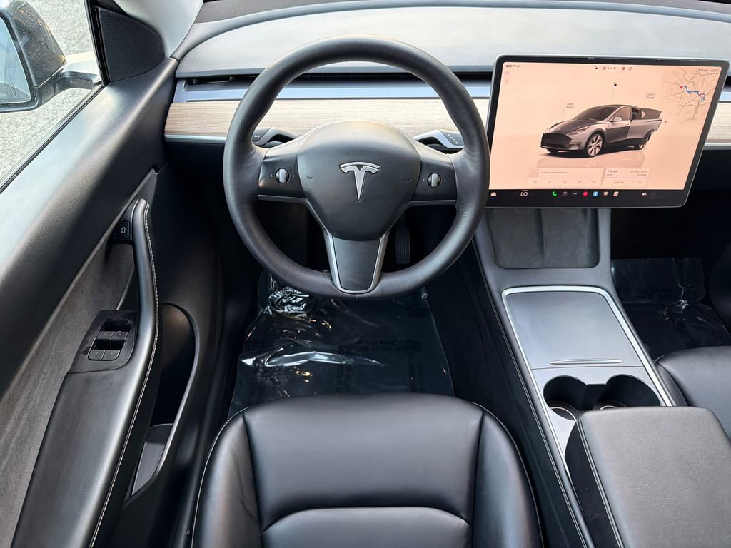 Used 2023 Tesla Model Y Long Range AWD/4WD image 17