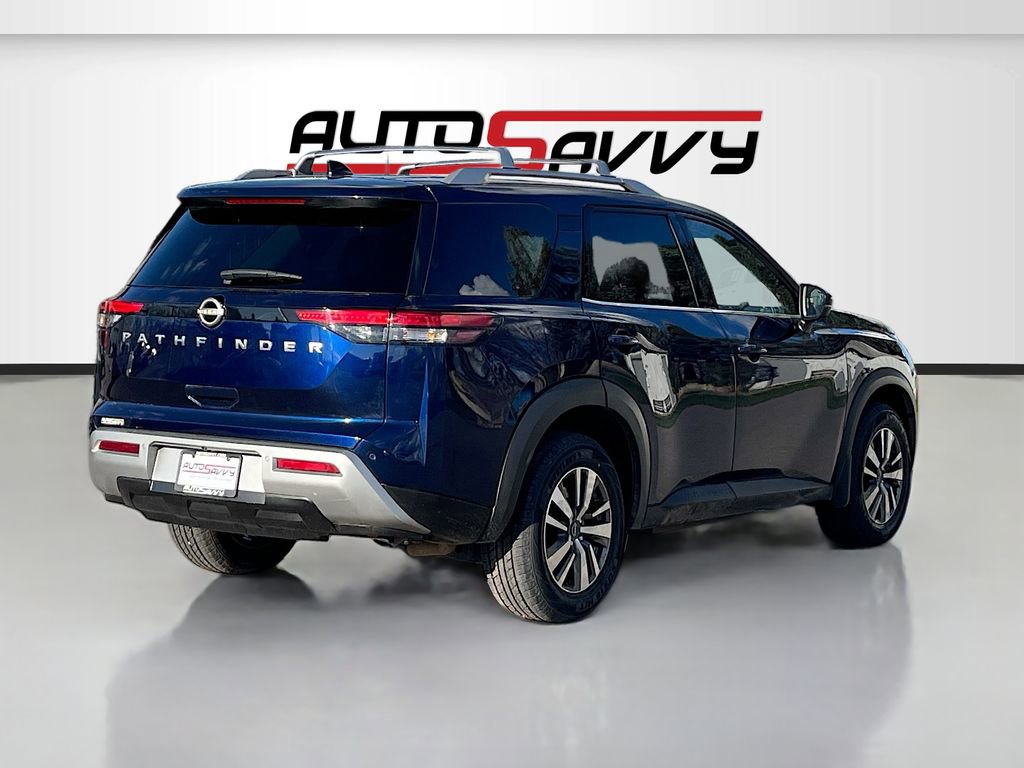 Used 2022 Nissan Pathfinder SL w/ SL Black Package image 7
