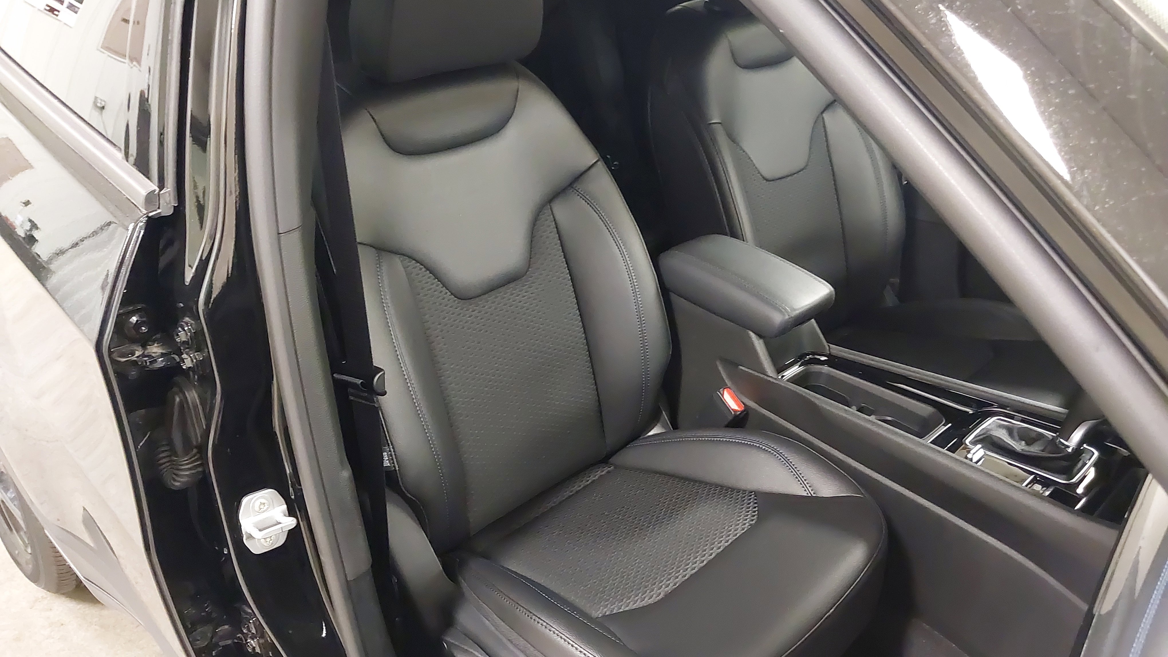 New 2026 Jeep Compass Latitude w/ Quick Order Package 29K image 28