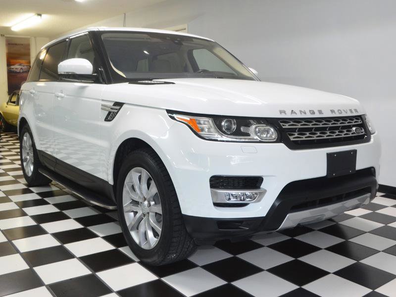 Used 2017 Land Rover Range Rover Sport HSE image 3
