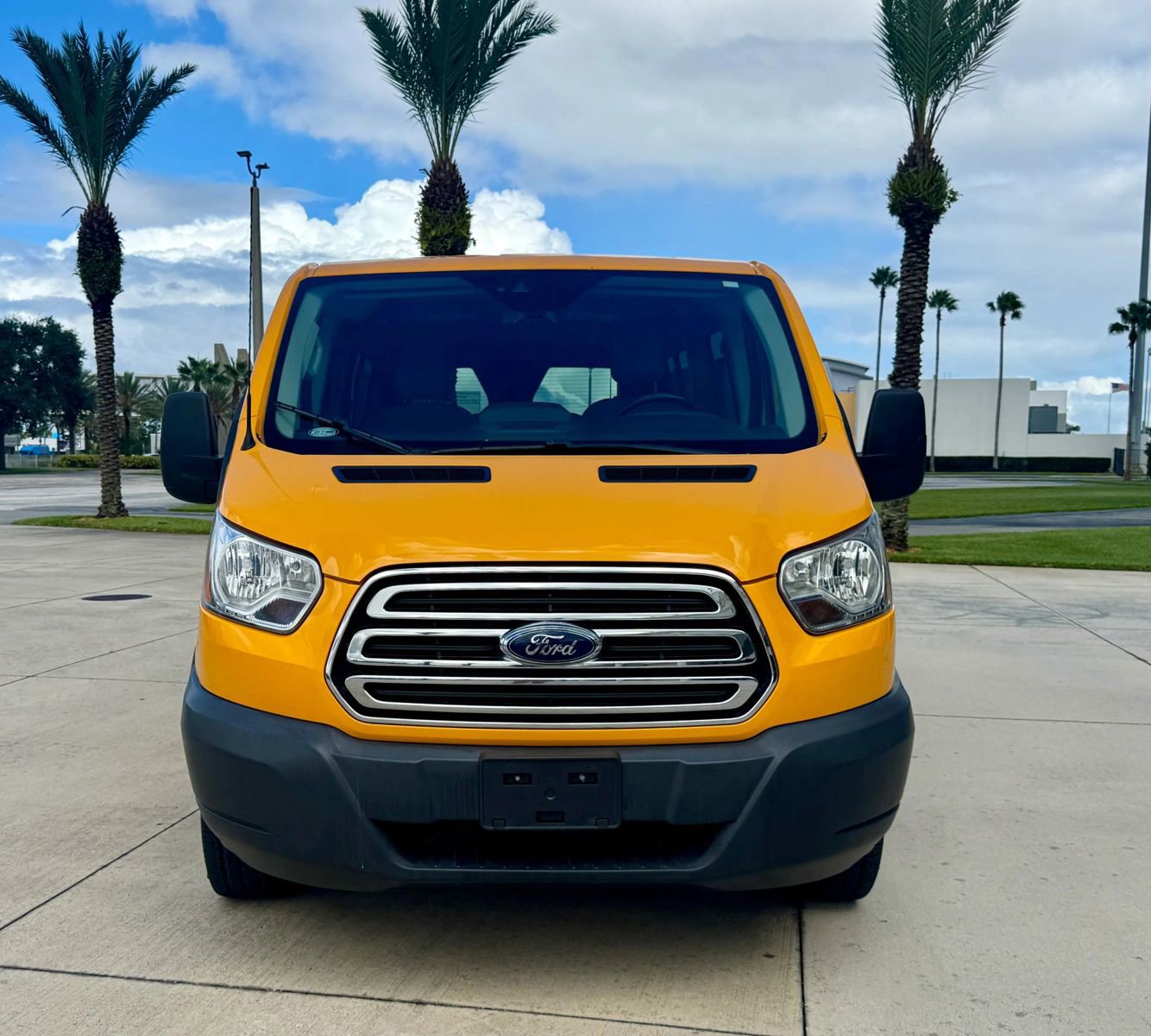 Used 2017 Ford Transit 250 Low Roof w/ Exterior Upgrade Package image 7