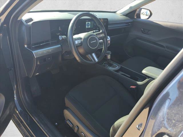 Used 2025 Hyundai Kona SEL image 9