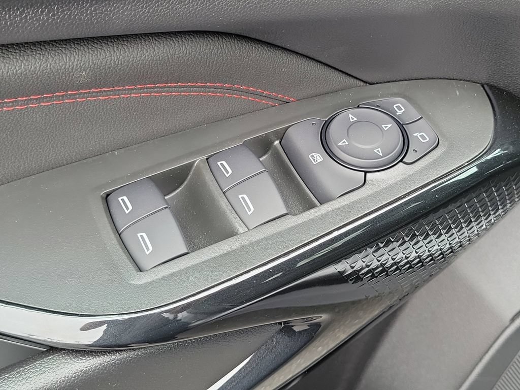 New 2026 Chevrolet Trax RS w/ Driver Confidence Package FWD image 13