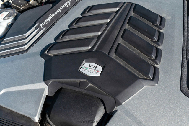 Used 2021 Lamborghini Urus image 19