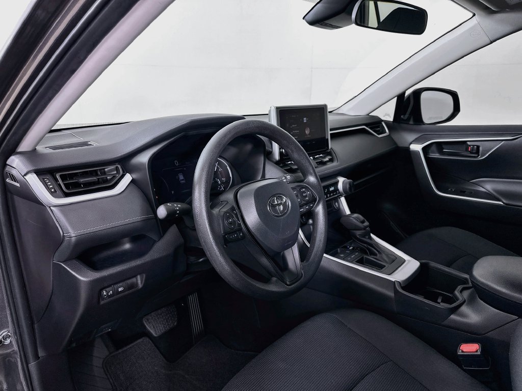 Certified 2025 Toyota RAV4 LE FWD image 9