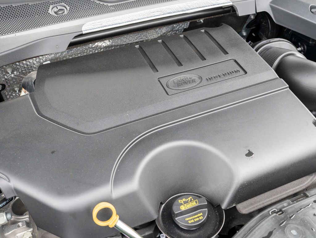 New 2025 Land Rover Discovery Sport S image 24