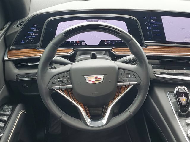 Used 2023 Cadillac Escalade Premium Luxury AWD/4WD image 26