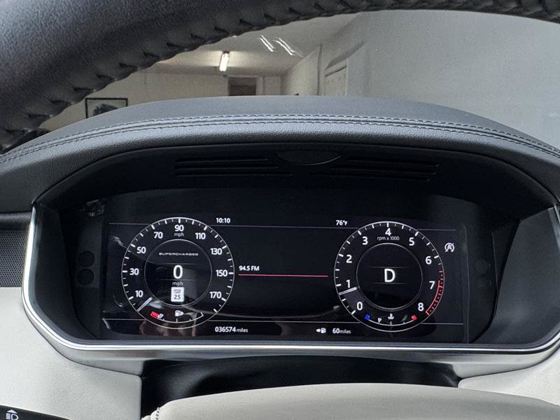 Used 2018 Land Rover Range Rover Supercharged AWD/4WD image 16
