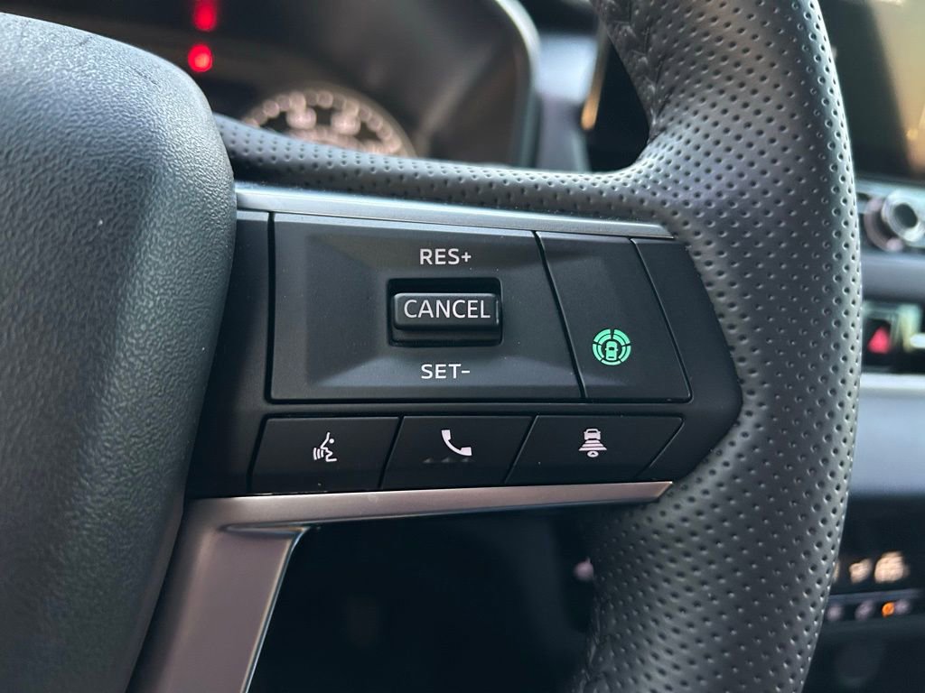 Used 2025 Mitsubishi Outlander SE image 19