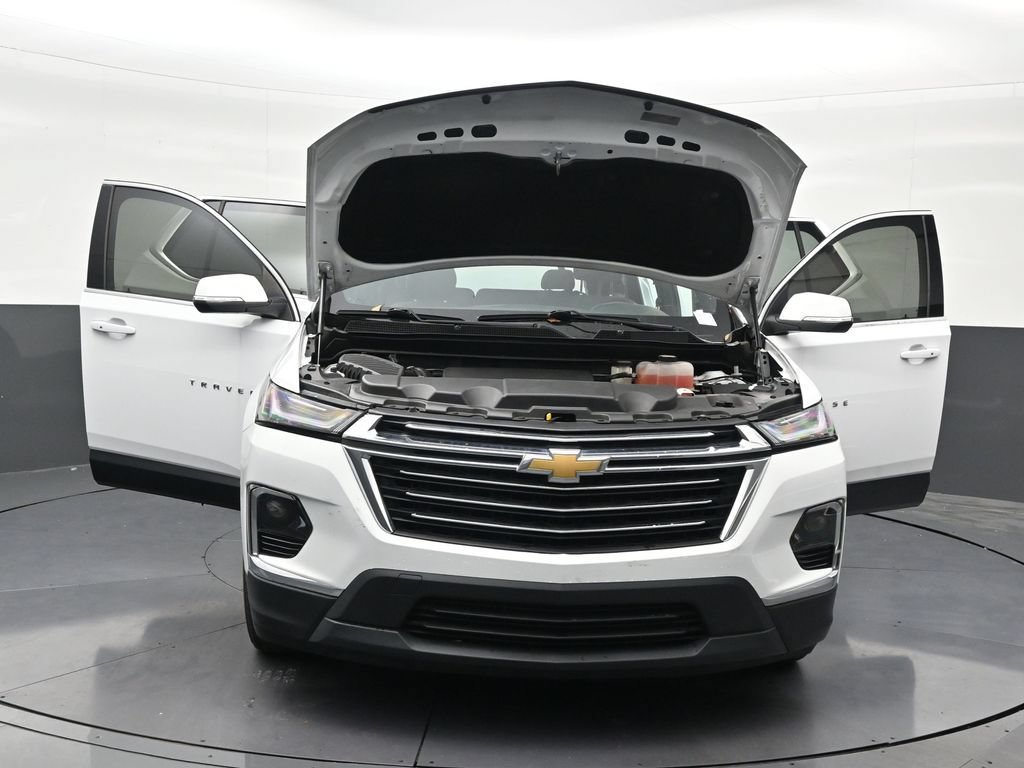 Used 2023 Chevrolet Traverse LT FWD image 36