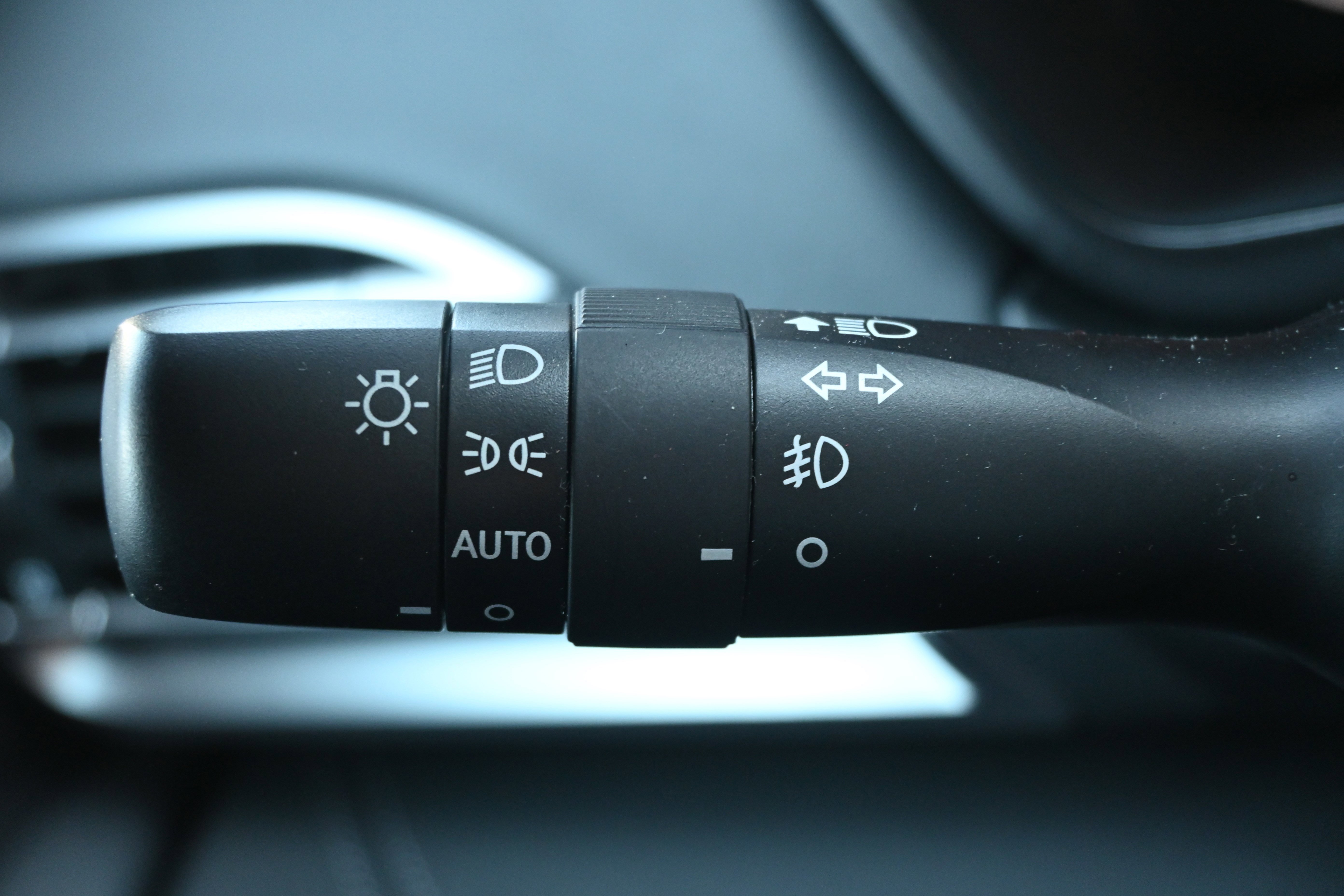 Certified 2025 Subaru Outback Touring XT image 29