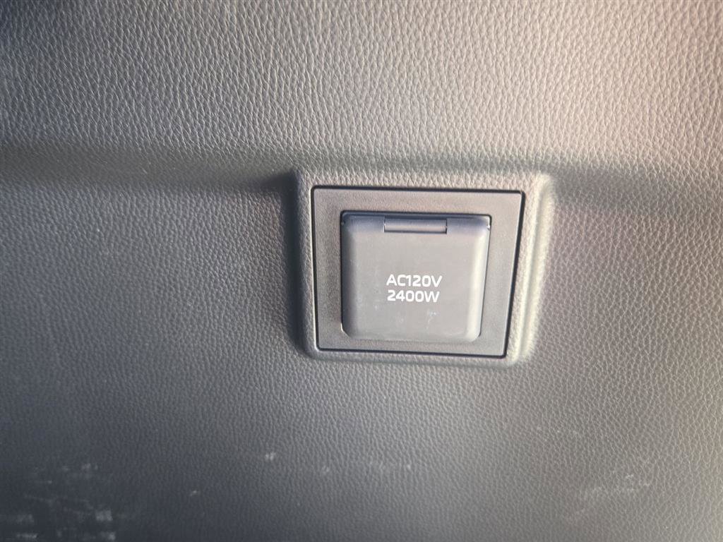 Used 2024 Toyota Land Cruiser image 16