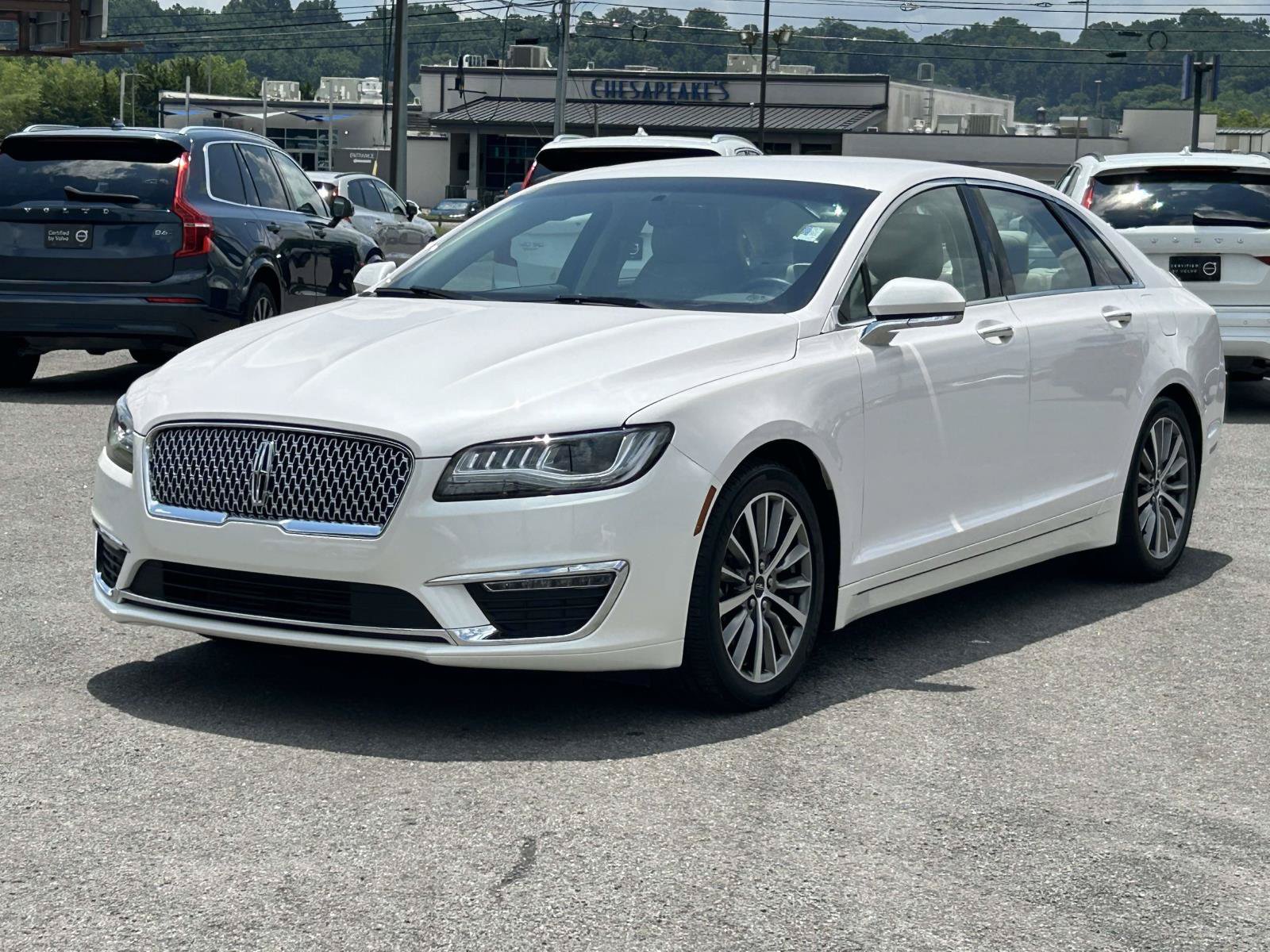 Used 2018 Lincoln MKZ Select w/ Select Plus Package FWD image 3