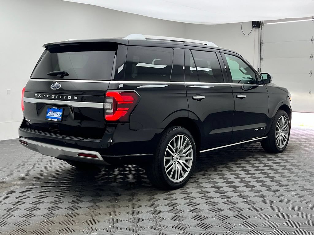 Used 2022 Ford Expedition Platinum AWD/4WD image 9