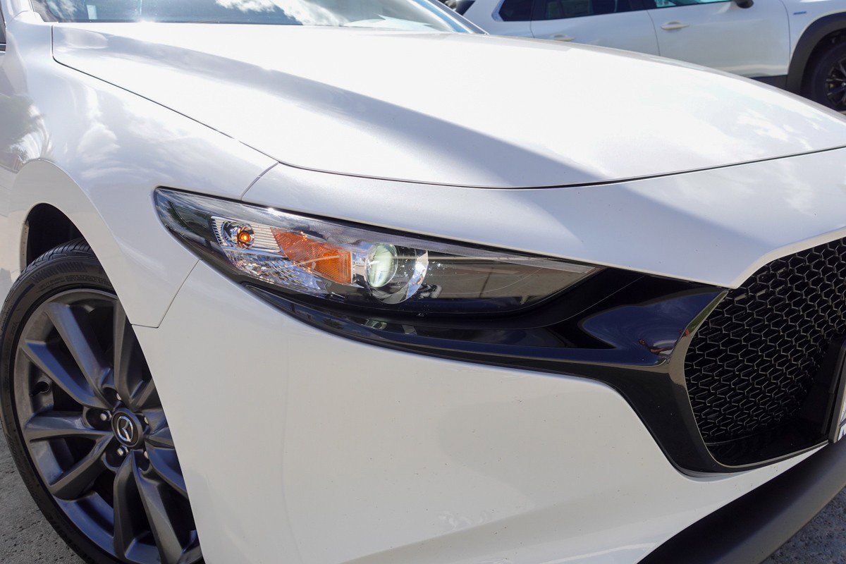 Certified 2025 MAZDA MAZDA3 s image 3