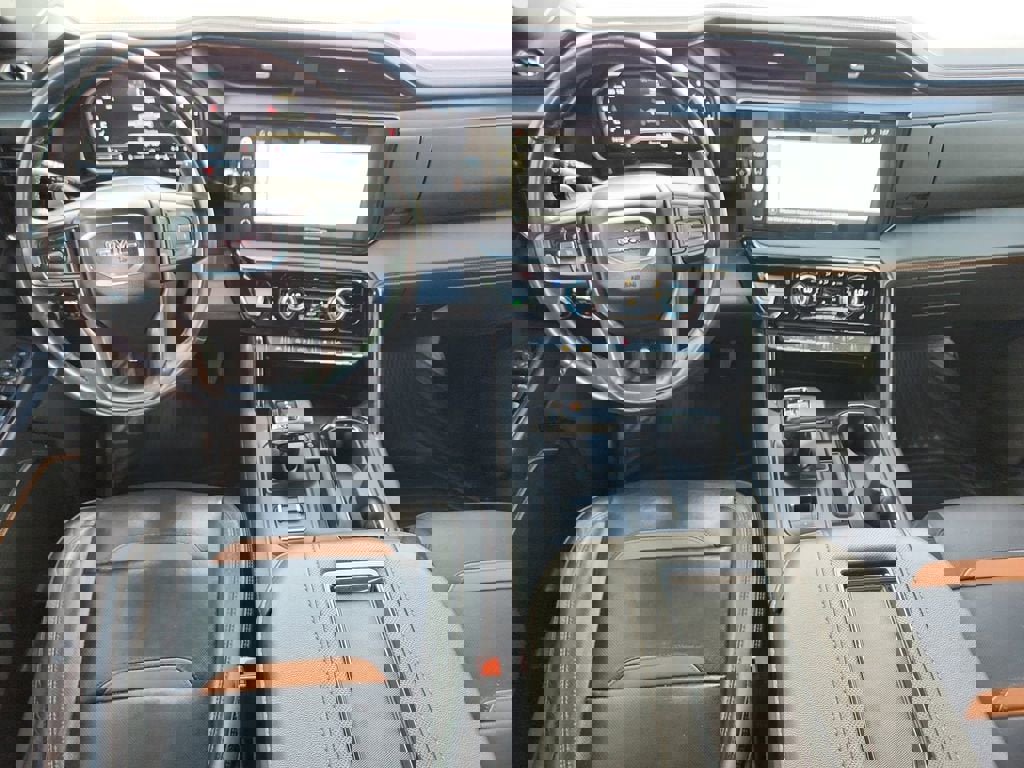 Used 2022 GMC Sierra 1500 AT4 w/ AT4 Preferred Package image 10