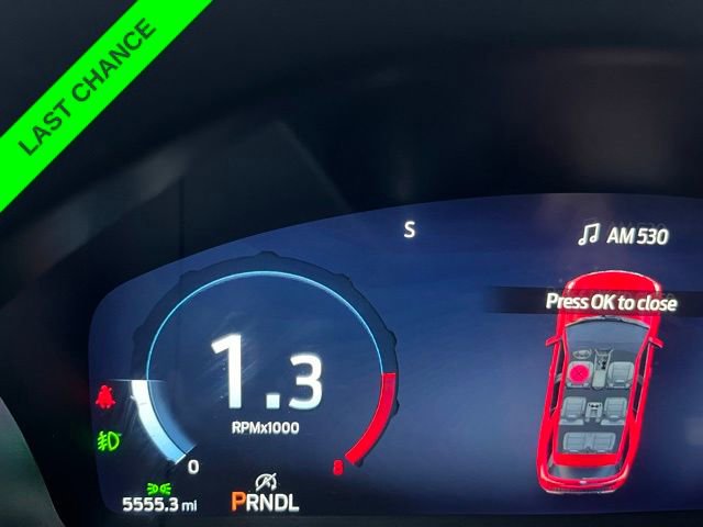 Used 2025 Ford Explorer ST-Line w/ Premium Package image 16