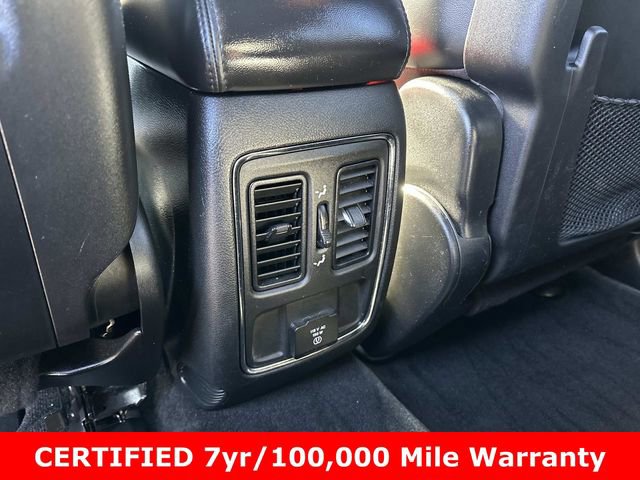 Certified 2022 Jeep Grand Cherokee Laredo X image 17