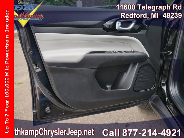 Certified 2024 Jeep Compass Limited image 8