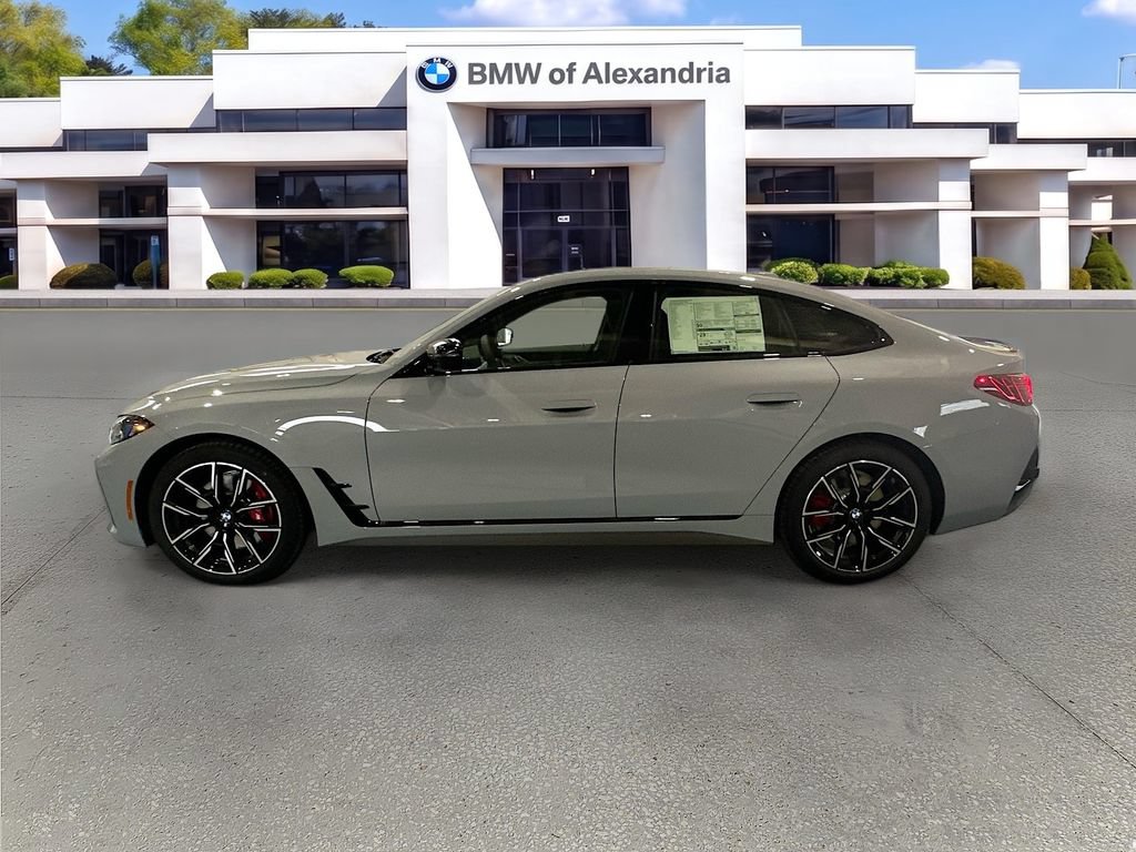 New 2026 BMW 430i xDrive w/ M Sport Package AWD/4WD image 8