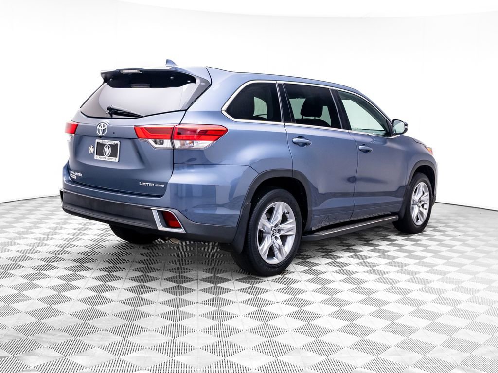 Used 2018 Toyota Highlander Limited image 5